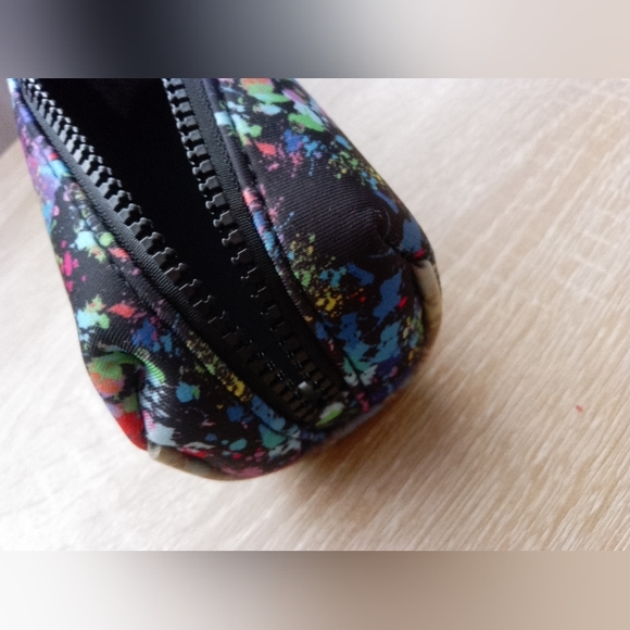 Extrimely Nice Little make up bag - Picture 5 of 6